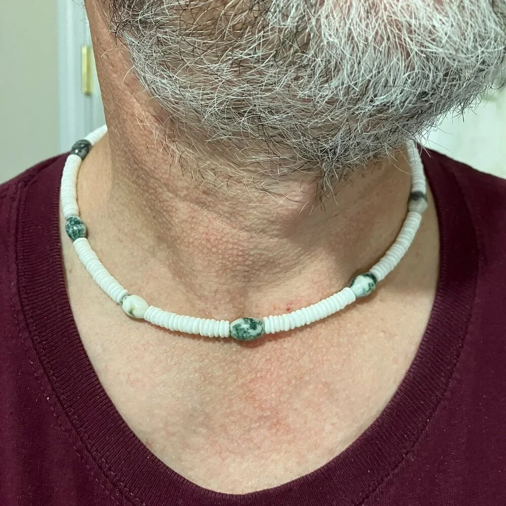 Choker 18.5 in choker Genuine White Shells Agate Gemstones NEW Handmade
